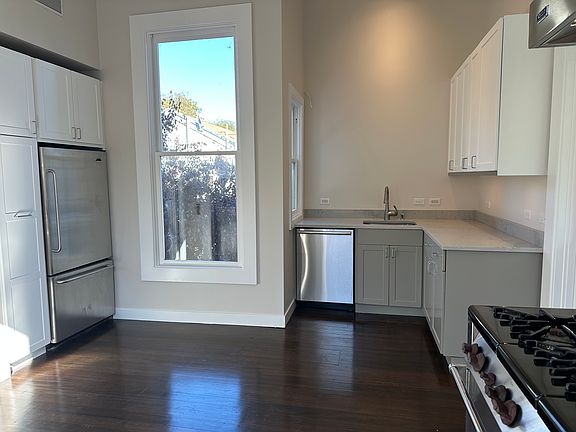 Large kitchen with dishwasher