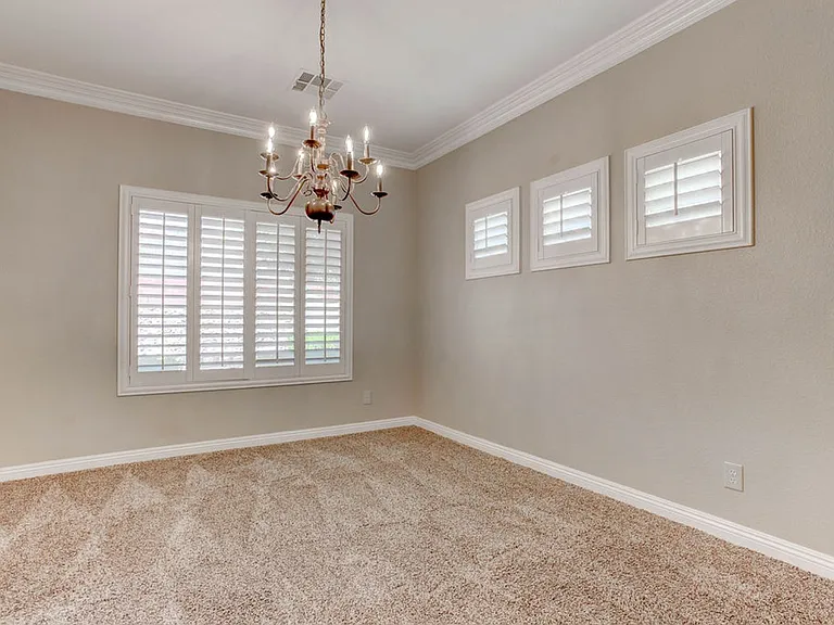 809 Royal Birch Ln — Photo 8