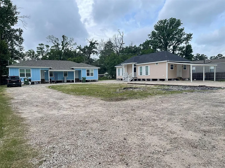 21878 Russell Dr — Photo 7
