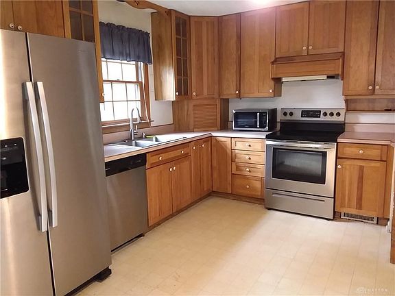 5th image of 1087 Firewood Dr