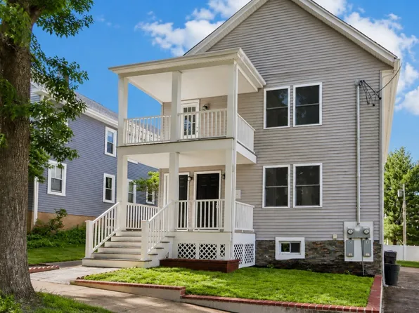31 Coleman Rd #B, Arlington, MA 02476