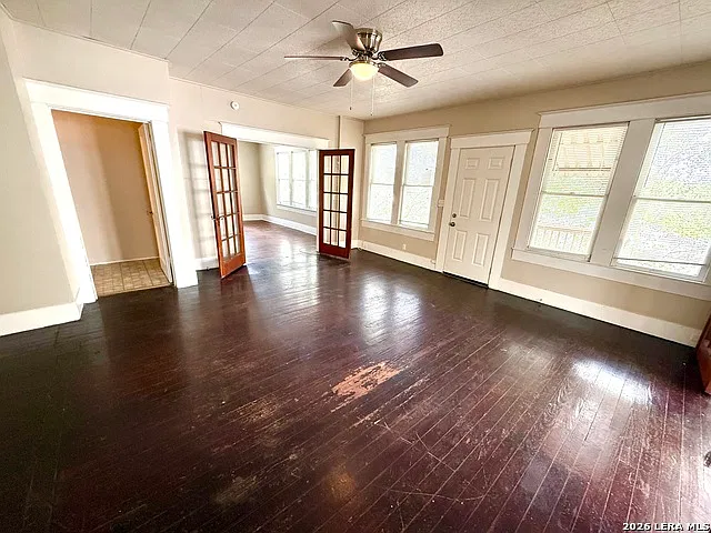 2 bed, 1.0 bath, 1104 sqft, $999 — Photo 4