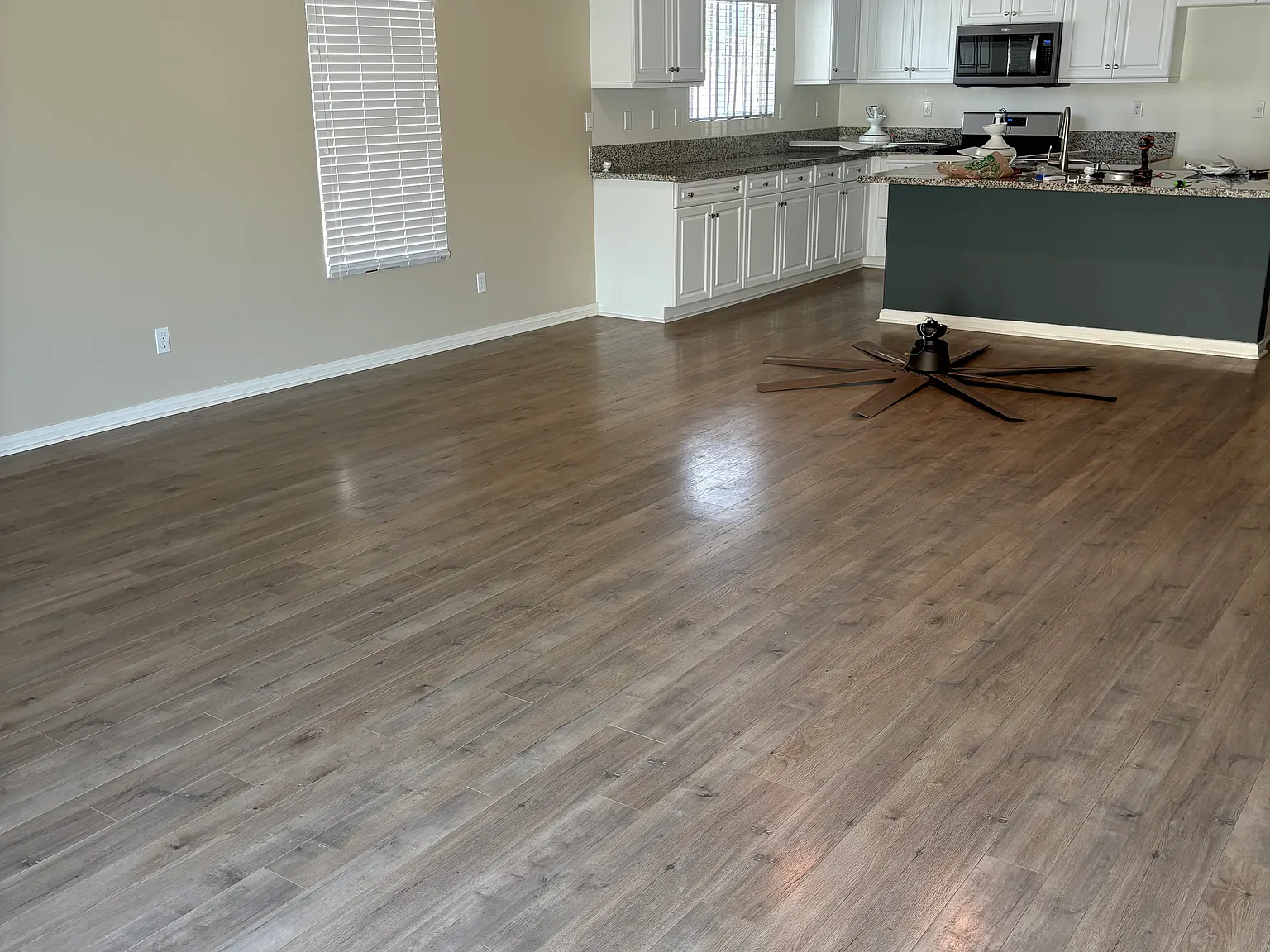 4 bed, 2128 sqft, $3,200 — Photo 3