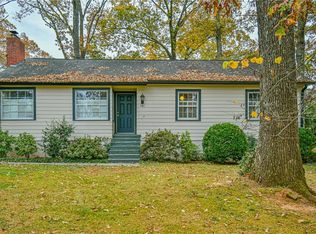 701 Crestview Ter, Gainesville, GA 30501