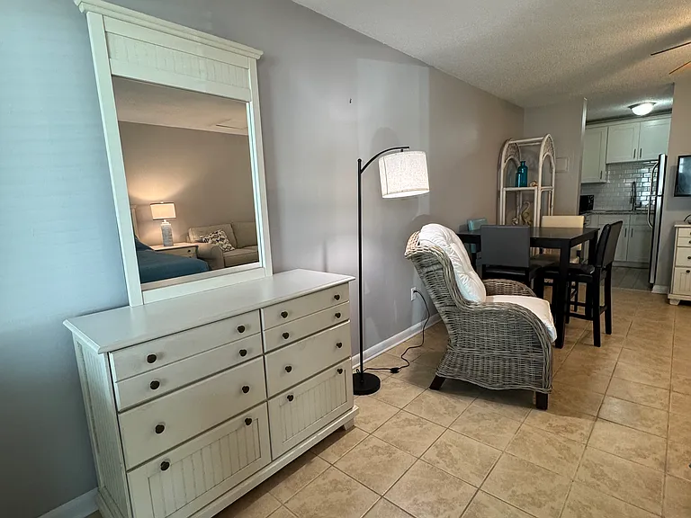 301 Lullwater Dr #301 — Photo 5