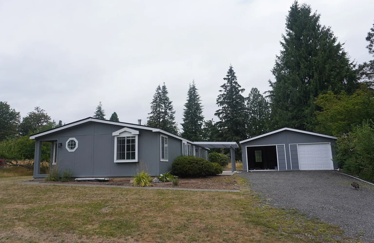 Remodeled Ridgefield Manufactured Home for Lease w/ Detached Garage - 18109 NE 25th Ave — Photo 2