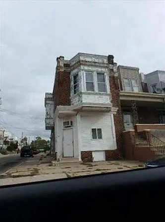 321 E Rockland St photo 1