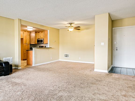 4th image of 355 S Los Robles Ave Unit 340