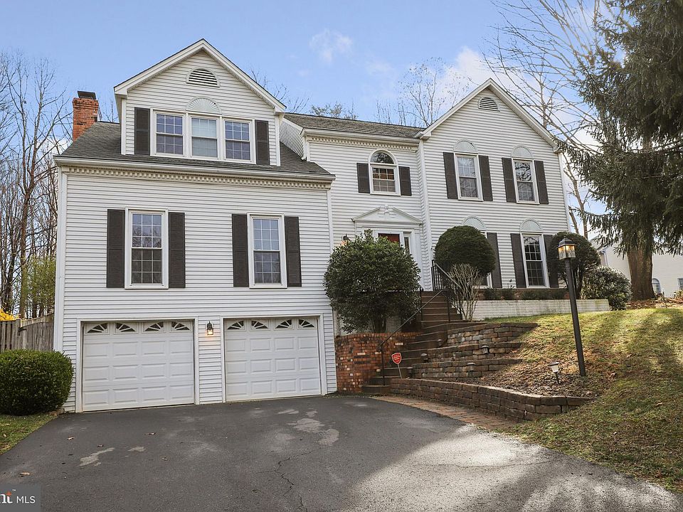1st image of 13565 Castlebridge Ln
