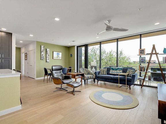 2nd image of 900 S 1st St #401
