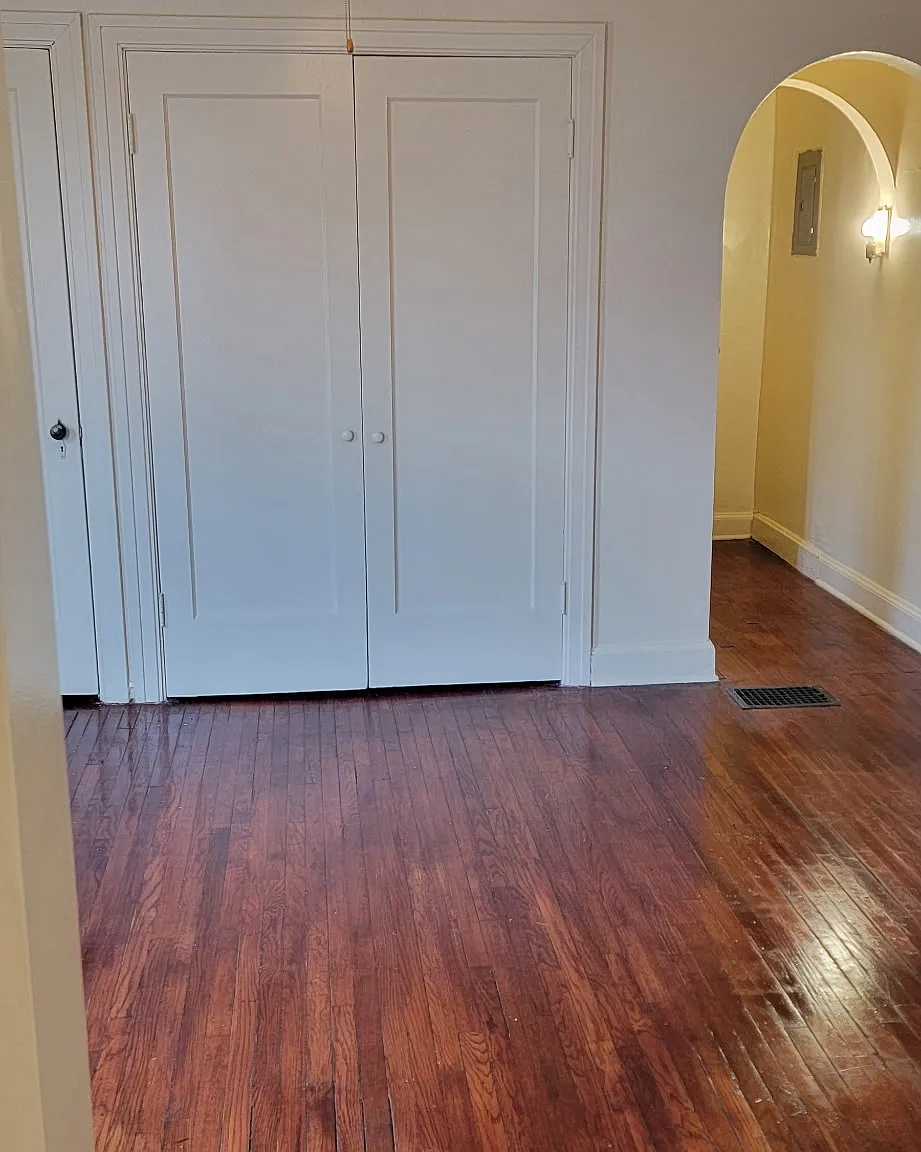 2 bed, $1,050 — Photo 3