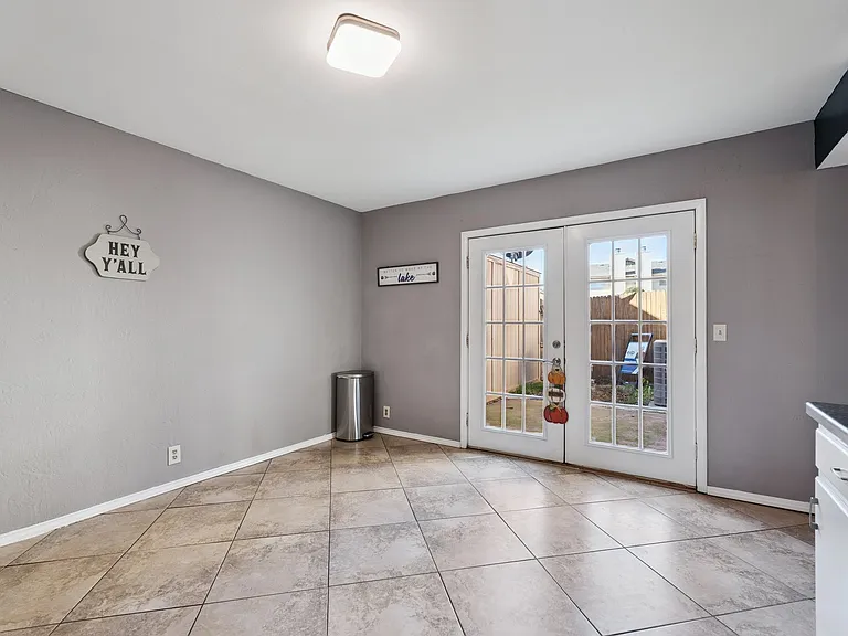9605 Hefner Village Blvd — Photo 14