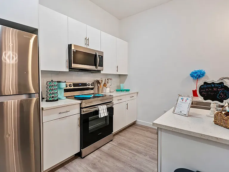 633 Trikomo Dr — Photo 42