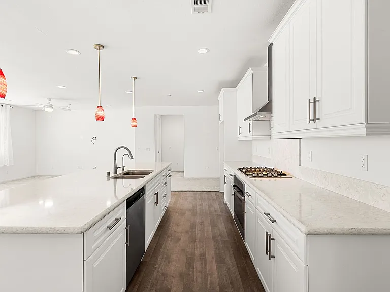 1500 Yucca Ct — Photo 13