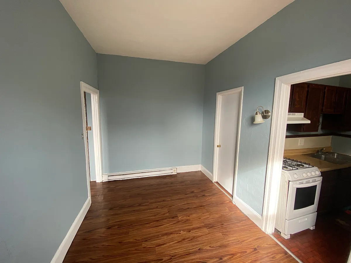 Building Photo - 237 E Wood St #2