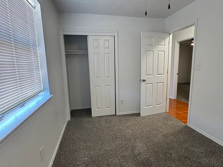 1041 Peach Ct SE — Photo 10