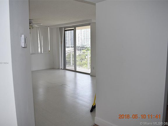 3rd image of 770 Claughton Island Dr APT 901