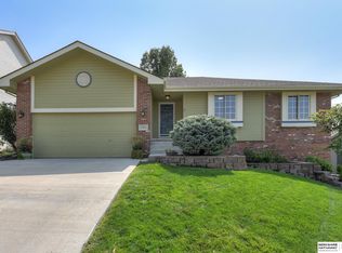 16861 Patterson Dr, Omaha, NE 68135