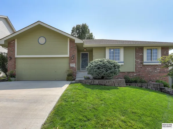 16861 Patterson Dr, Omaha, NE 68135