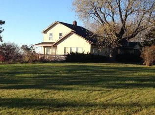 1028 E Delite Inn Rd, Beecher, IL 60401