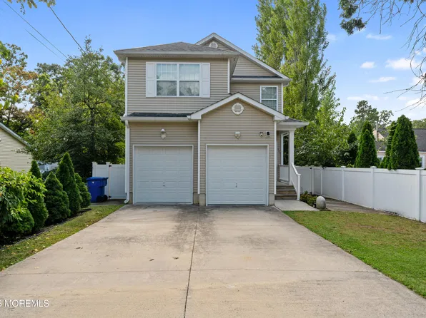 606 Barnegat Avenue, Toms River, NJ 08755