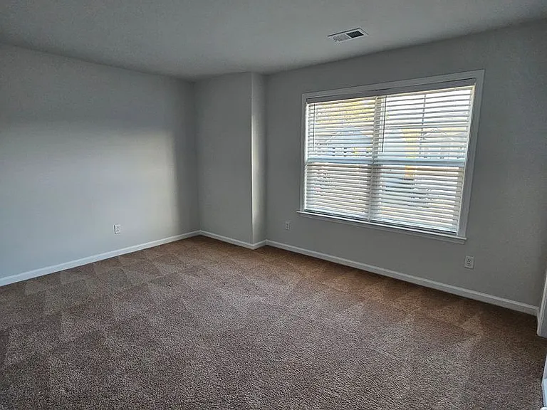 1921 Zonny Moss Dr — Photo 15