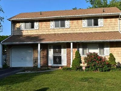 209 Tree Avenue, Central Islip, NY, 11722