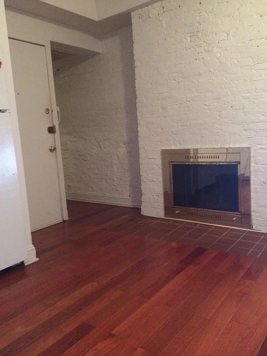 1 bed, 700 sqft, $1,600 — Photo 2