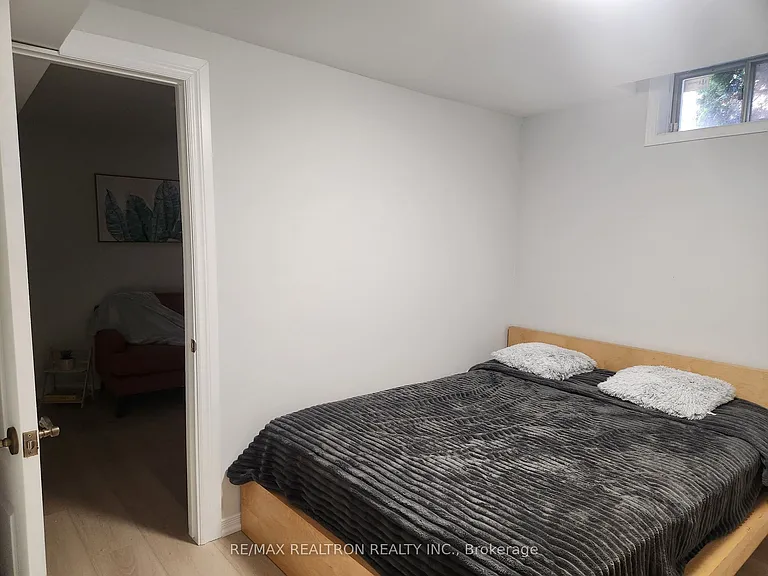 46 Thornbrook Ct #BASEMENT — Photo 13