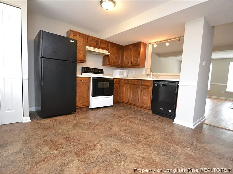 4326 Halliwell Dr — Photo 12