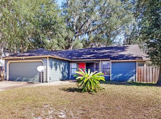 6449 Diamond Leaf Dr, Jacksonville, FL 32244
