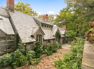 510 Sasco Hill Rd, Fairfield, CT 06824