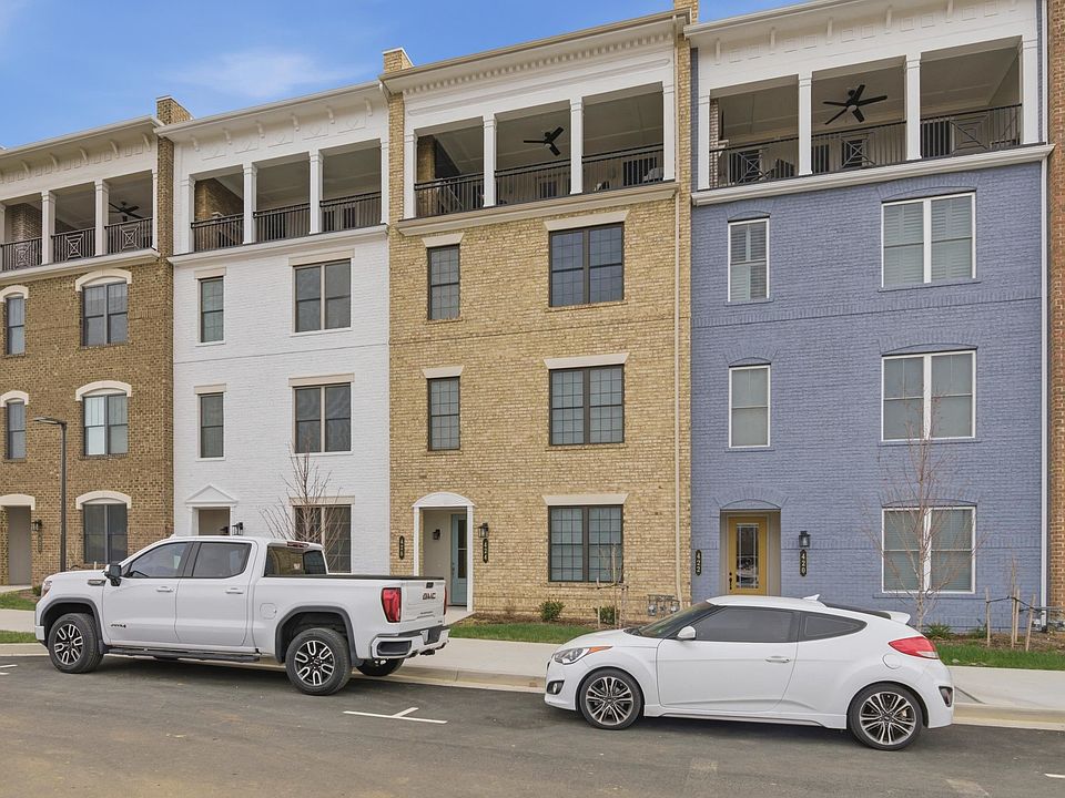 1st image of 426 Midtown Way #126B