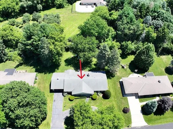 5023 Valley TRAIL, Wind Point, WI 53402