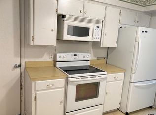 3316 Bogota St, Athens, TX 75752