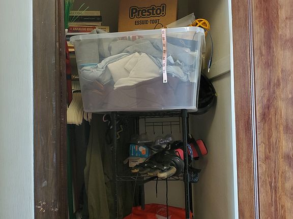 5th image of 1442 W Berteau Ave #2