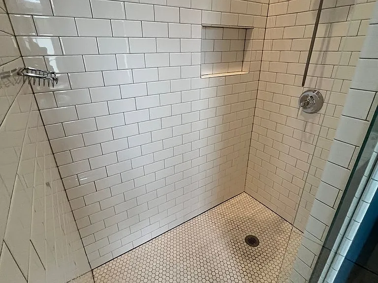 348 S Morton St — Photo 12