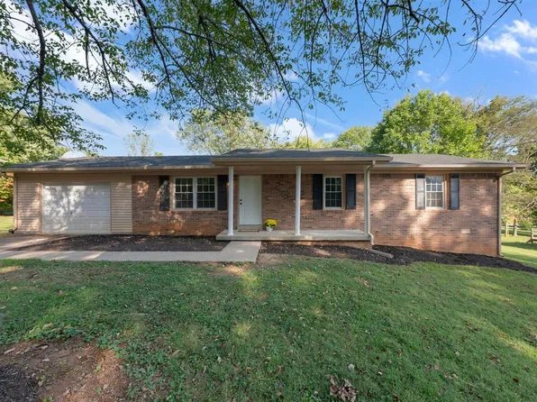 486 Proctor Trl, Bowling Green, KY 42101