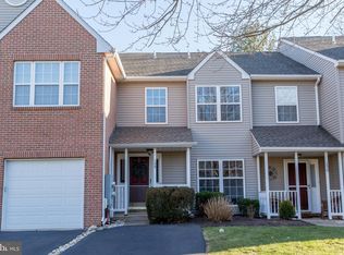129 Blackfriars Cir, Doylestown, PA 18901