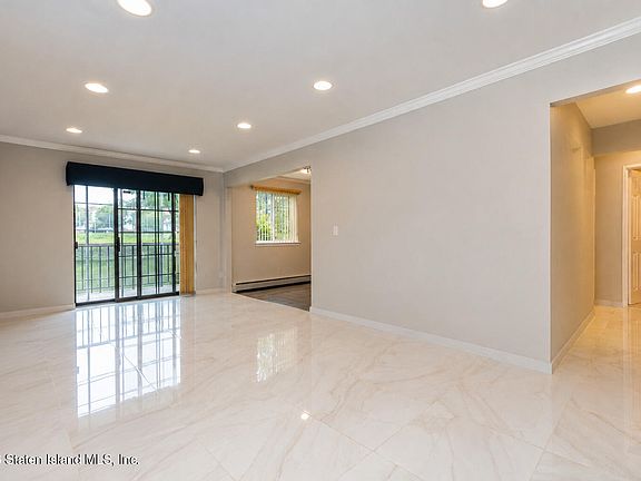 5th image of 130 Devon Loop APT 3