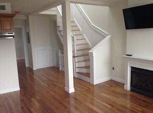 3 Snow Hill St APT 4, Boston, MA 02113