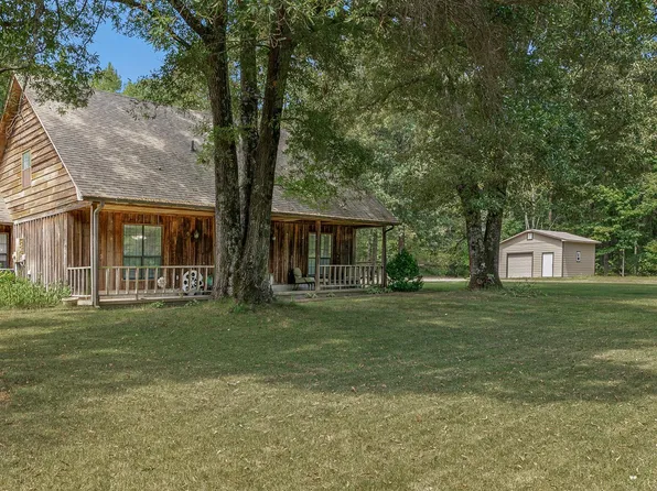 2806 Sandhill Rd, Lonoke, AR 72086