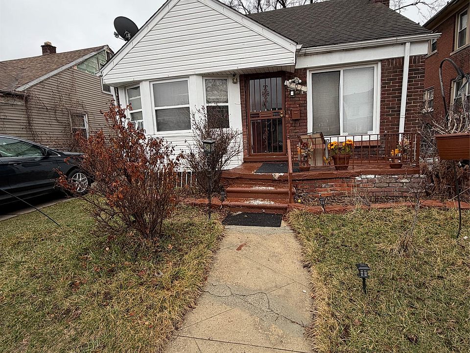 1st image of 15021 Petoskey Ave