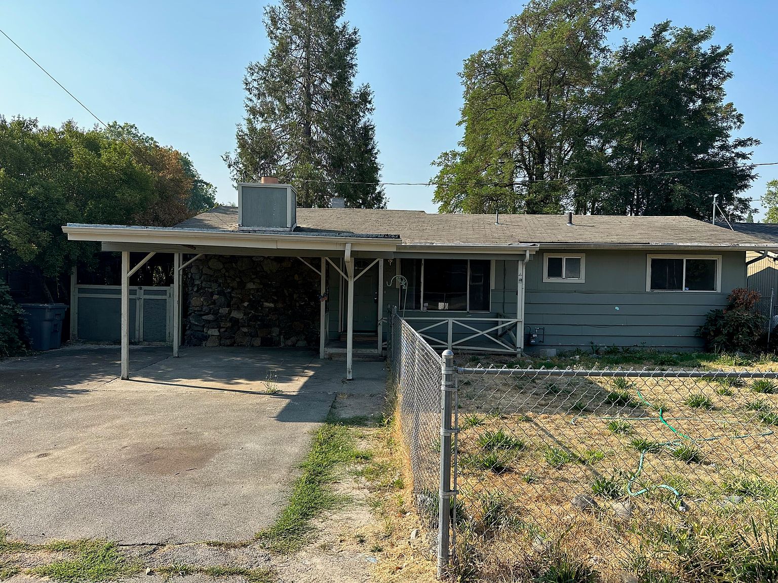 935 SW Bridge St, Grants Pass, OR 97526 | Zillow