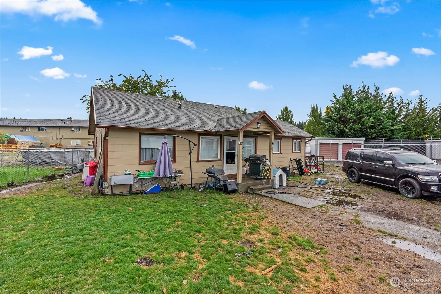 14915 Washington Avenue SW photo 1
