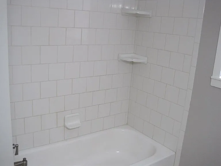 1124 Lawrence St — Photo 10