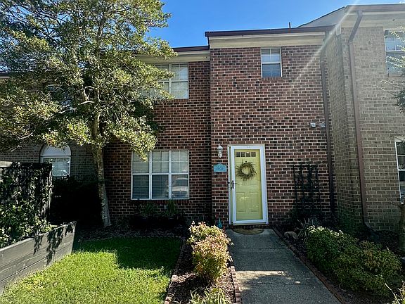 2nd image of 3527 Sir Wilfred Pl