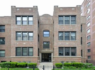 712 W Bittersweet Pl #3, Chicago, IL 60613