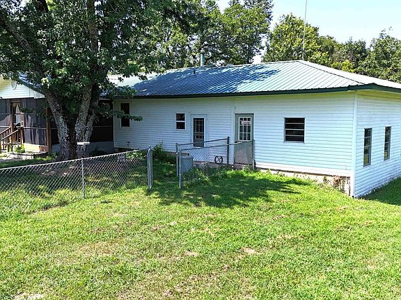 3rd image of 285 Polk Rd #57