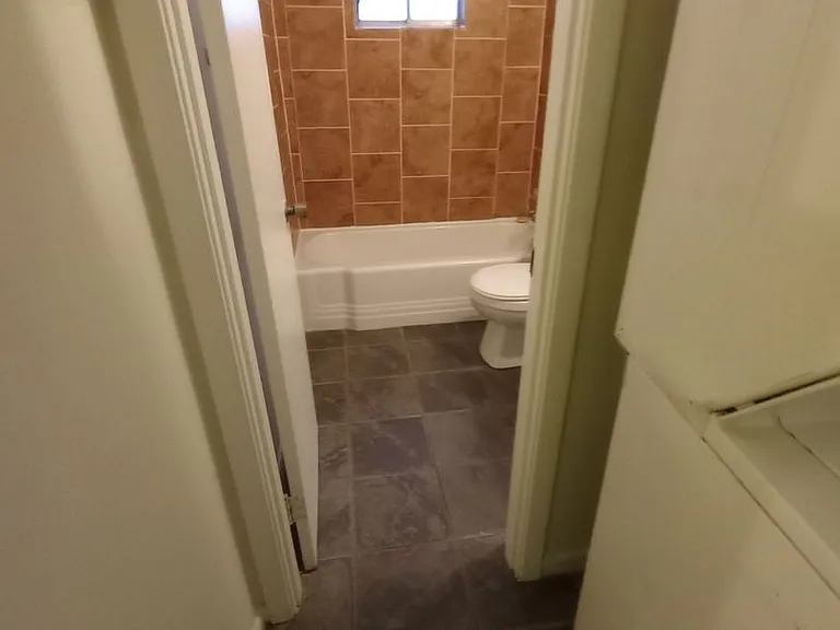 936 Fortwood St #A — Photo 29